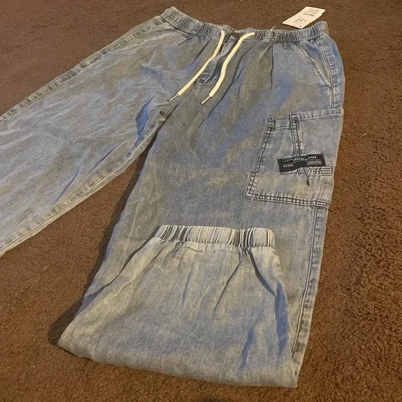 NWT- light Pants - Picture 3 of 11